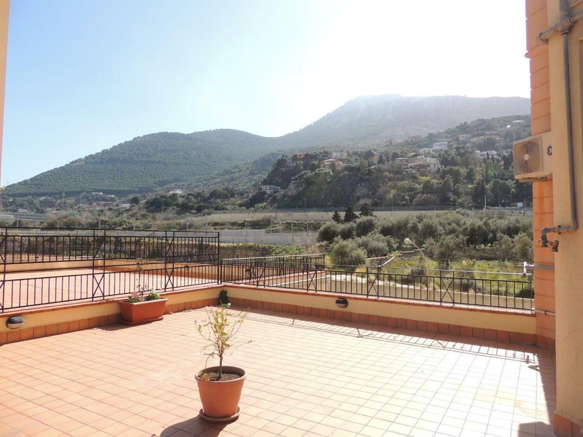 La Locanda Del Cedro Palermo Bagian luar foto