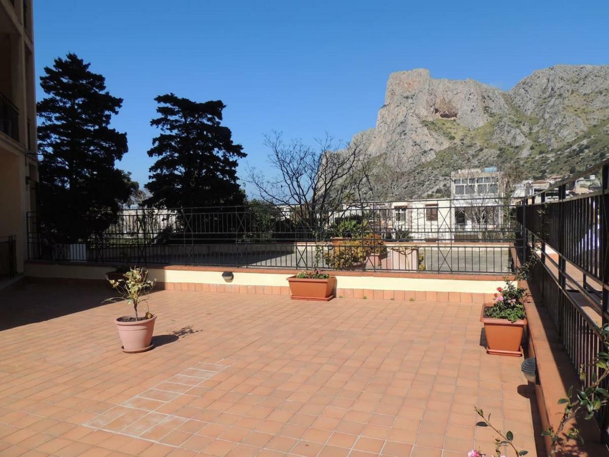 La Locanda Del Cedro Palermo Bagian luar foto